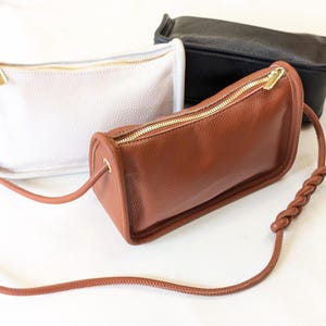 Leder Umhängetasche, Echtleder Crossbody Bag, verstellbarer Gurt, sicherer Reißverschluss, mehrere Farben, schönes weiches Leder