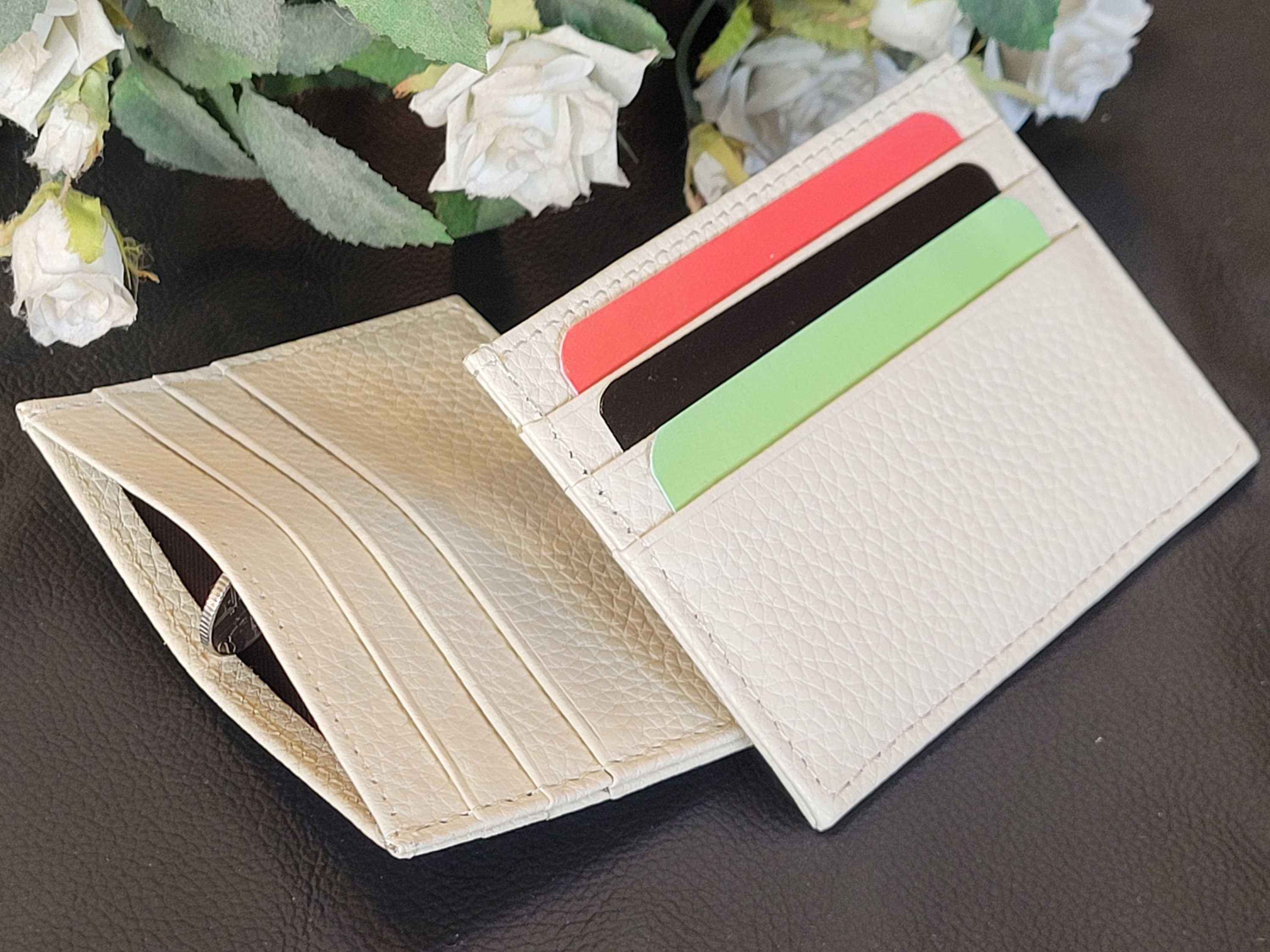 Slim Card Holder】White Saffiano/Girlish Wallet/Commute/Handmade
