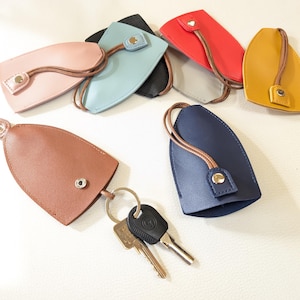 Étui à clés fin en cuir végétalien, rétractable, à tirer, multicolore, porte-clés coloré, protège-clé, garde les clés en sécurité