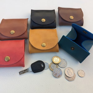 Monedero de piel auténtica, suave y bonito, con cierre de botón a presión, monedero de piel, pequeño bolso plegable y funda para auriculares.