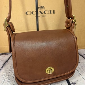 Vintage Coach 9965 Legacy Small Flap Bag British Tan NICE COND