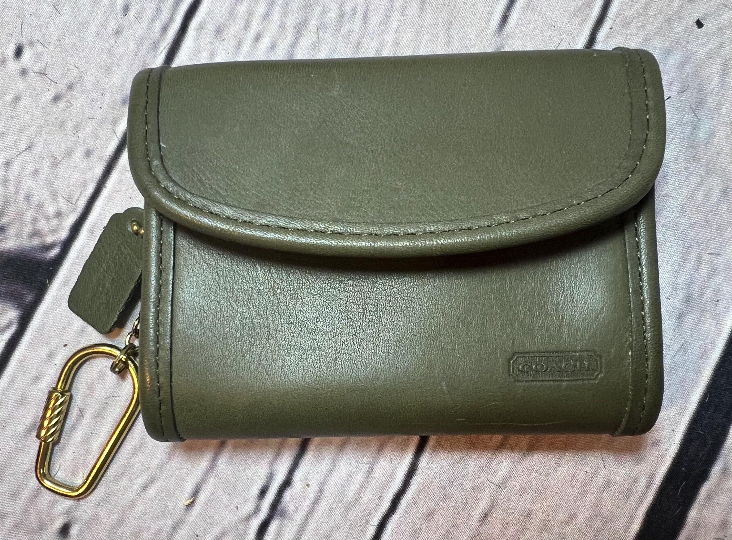 Vintage Coach 7219 Multifunction Purse Rare GREEN Wallet Leather Vintage Coach 7219 Multifunction Purse Rare GREEN Wallet Leather