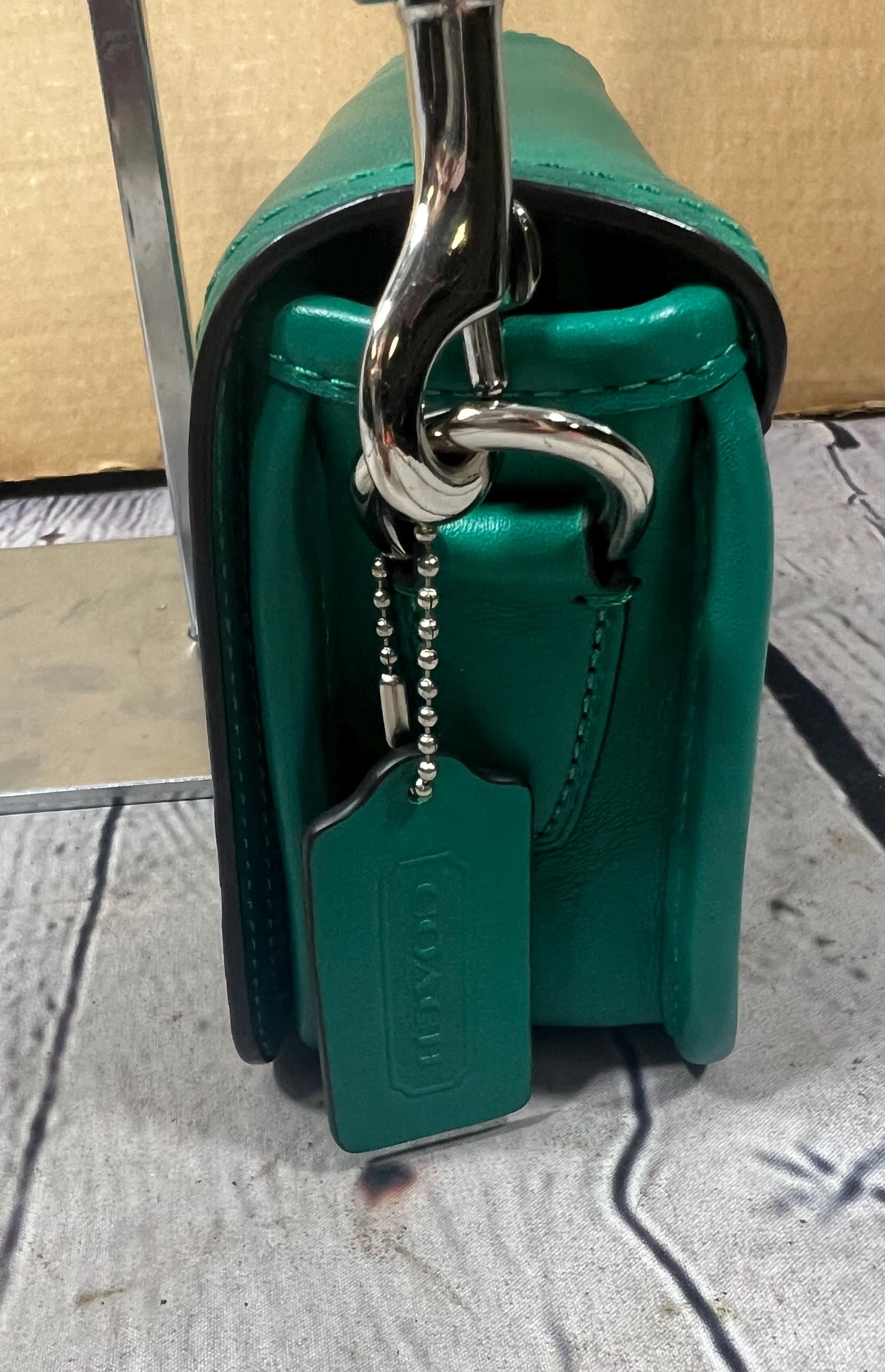 Vintage Coach 19914 Dinky Bag JADE GREEN Leather Silver Hardware