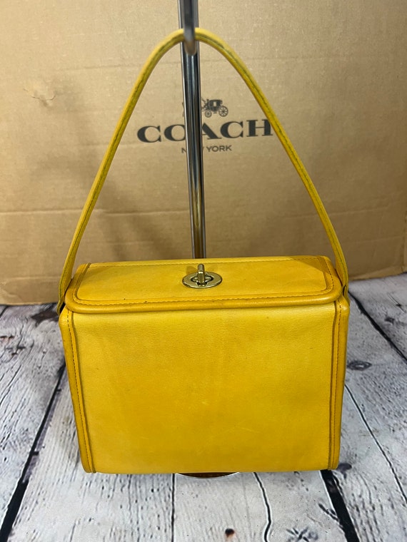 vintage coach geometric 9043 Gem