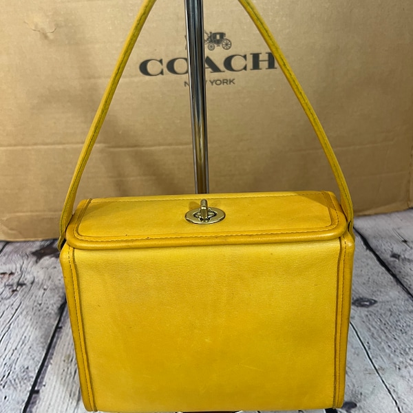 Vintage Coach Geometric 9043 Yellow Leather Satchel RARE!