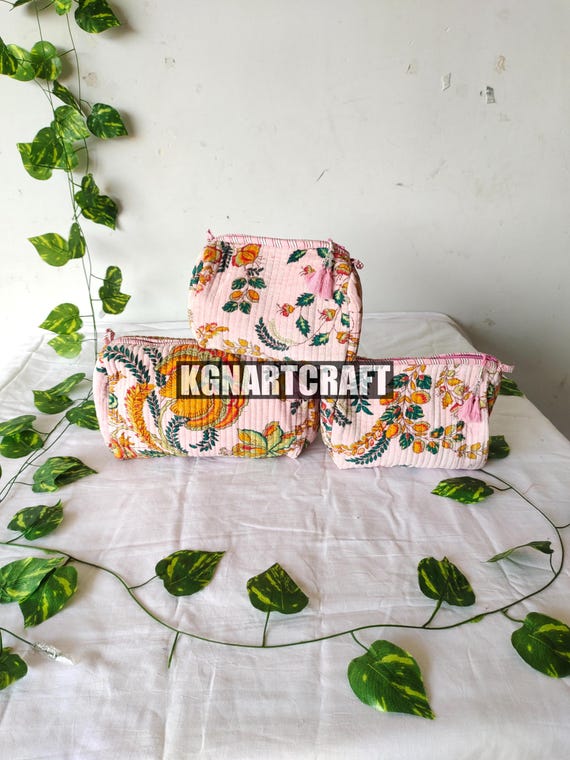 Neceser de terciopelo acolchado con estampado floral para mujer