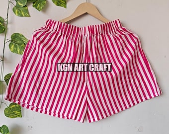 100% Baumwolle Handblock bedruckte Shorts mit Gummizug und Kordelzug, Sehr weiche und bequeme indische Baumwolle Payjama Shorts. Gibt einen coolen Look
