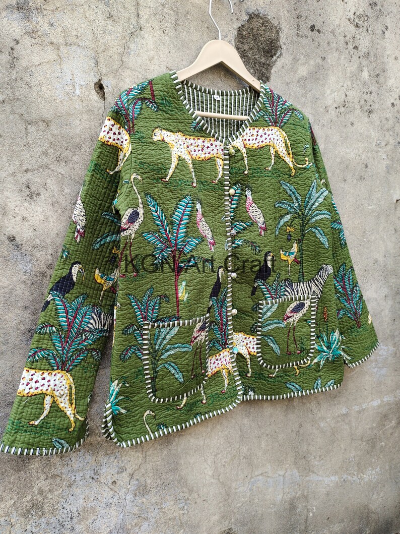 Veste matelassée dans la jungle, veste matelassée en coton que les femmes portent sur le devant, passepoil à rayures kimono ouvert sur le devant, manteaux, nouveau style, vêtements bohèmes double face image 7