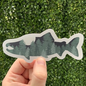 Autocollant de pêche en vinyle imperméable de poisson de saumon de forêt pour ordinateur portable, bateau, bouteille d'eau, voiture // résistant aux rayures, résistant aux intempéries