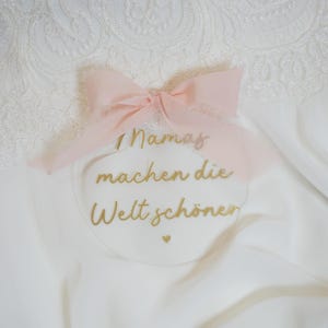 Muttertagsgeschenk | Geschenk zu Muttertag | Kleinigkeit | Acrylscheibe mit Schleife | personalisierbares Geschenk