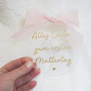 Muttertag Geschenk | erster Muttertag | kleines Muttertagsgeschenk | Acrylscheibe mit Schleife | Muttertagsgeschenk