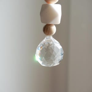 Frühlingsdeko Sonnenfänger | Fensterdeko | Achtsamkeit Geschenk | Sun Catcher | Hygge | Skandi Look | Yoga | spirituelles Geschenk 画像 5