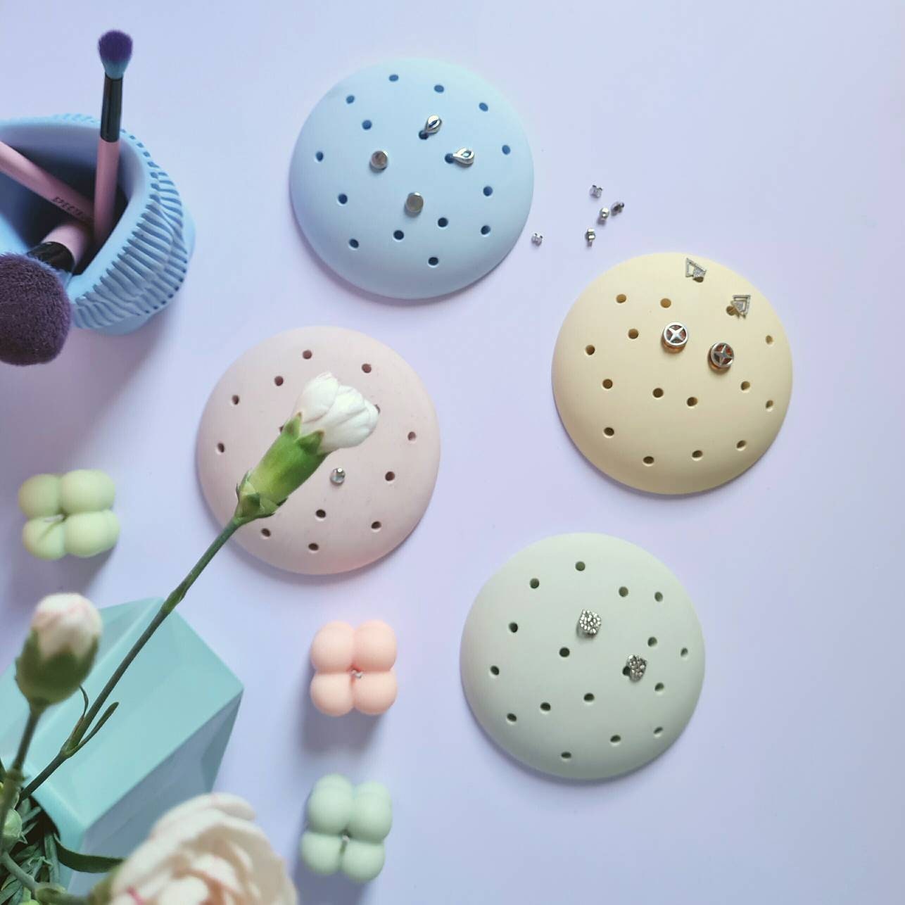 Pastel Concrete Dish For Earrings, Stud Earrings Storage, Nordic Jewellery Dish, Dome Shaped Ornament, Vegan Homeware, Vanity Storage