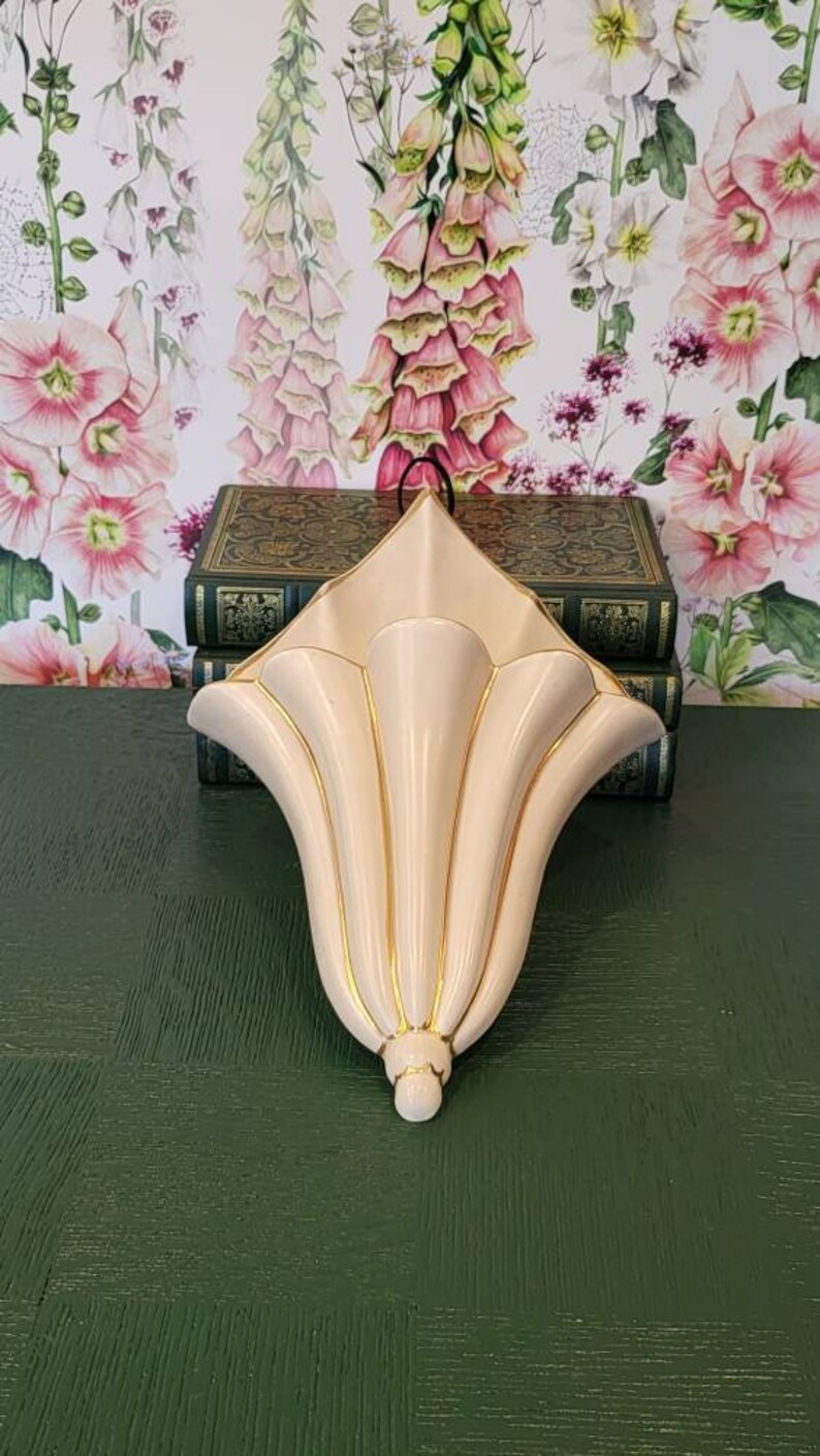 CLARICE CLIFF Art Deco Wall Pocket Vase. Very Good Condition. Etsy UK