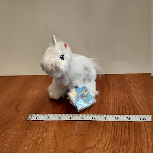 Webkinz Lil&#39;Kinz UNICORN HS 069// Brand New With Sealed Code