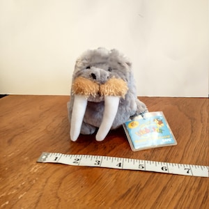 Webkinz WALRUS HM 332// Brand New With Sealed Code
