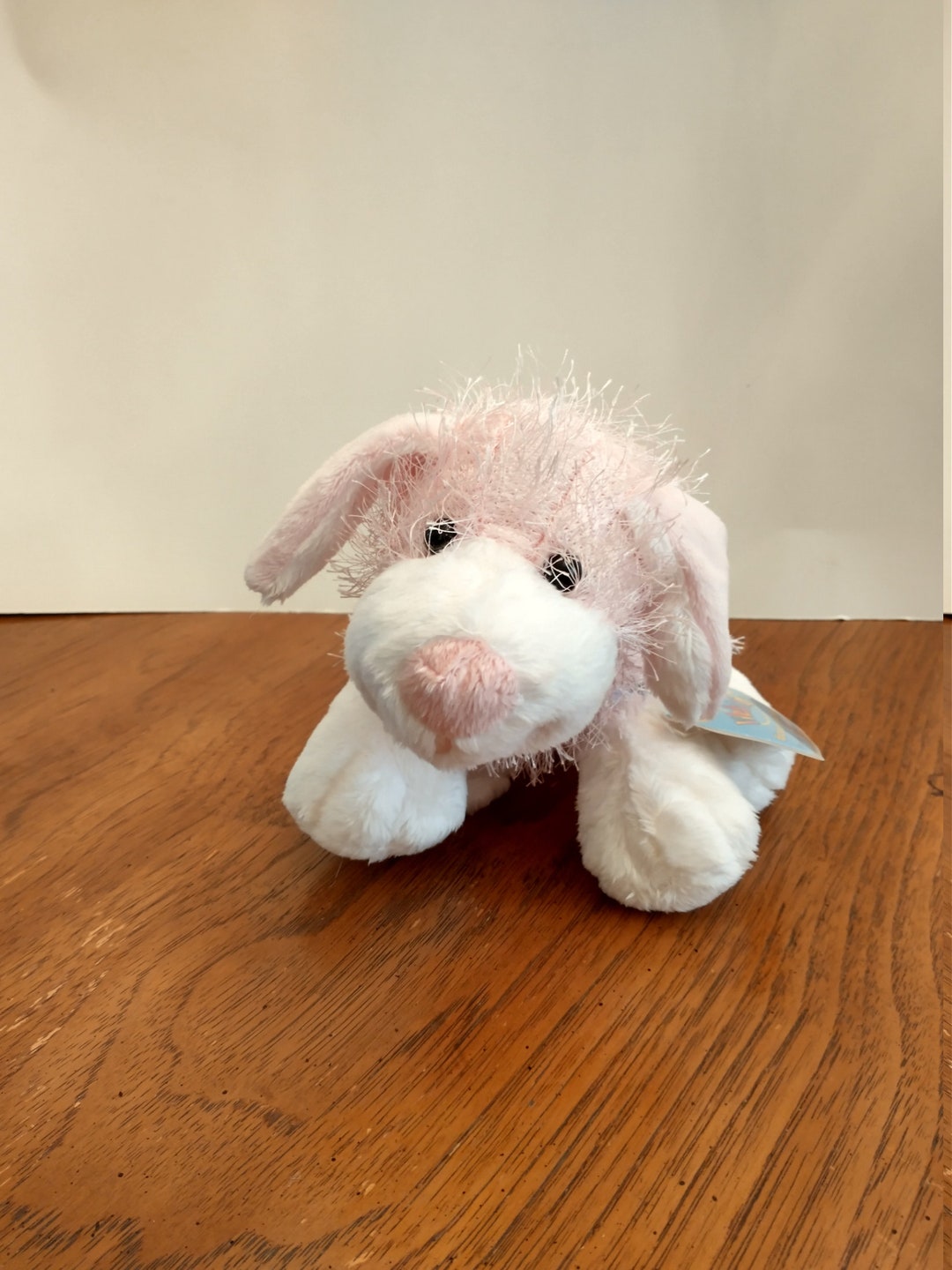 Webkinz Pink & White Dog HM 228/ BRAND NEW With Sealed Code Webkinz Pink & White Dog HM 228/ BRAND NEW With Sealed Code