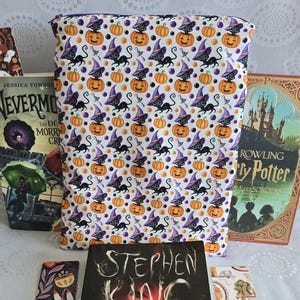 Large quilted and zipped book pouch - witchy cats and pumpkins designs