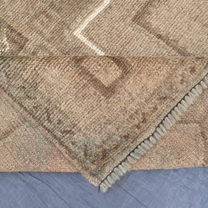 Tappeto vintage afgano 2'8x4'6 piedi/Tappeto in terracotta/Tappeto in lana fatto a mano/Tappeto a pelo corto, effetto anticato e sbiadito/Tappeto orientale/Tappeto per soggiorno/Tappeto per camera da letto immagine 6