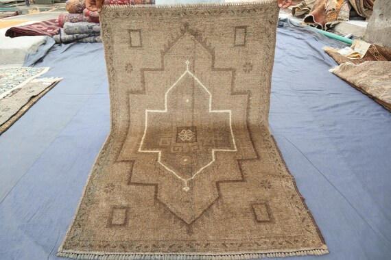 Afghan Vintage Rug 2'8x4'6 ft/ Terracotta Rug/ Handmade Wool Rug/ Low Pile Distressed Faded Rug/ Oriental Rug/ Living Room Rug/ Bedroom Rug
