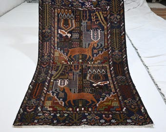 Pictorial Area Rugs