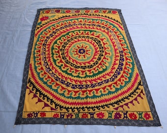 4'8x6'1 ft, Antique Suzani Wall Decor Textile, Uzbek Suzani Fabric, Made In Uzbekistan Hand Embroidered Bed Throw, Silk Dining Table Covers