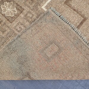 Tappeto vintage afgano 2'8x4'6 piedi/Tappeto in terracotta/Tappeto in lana fatto a mano/Tappeto a pelo corto, effetto anticato e sbiadito/Tappeto orientale/Tappeto per soggiorno/Tappeto per camera da letto immagine 10