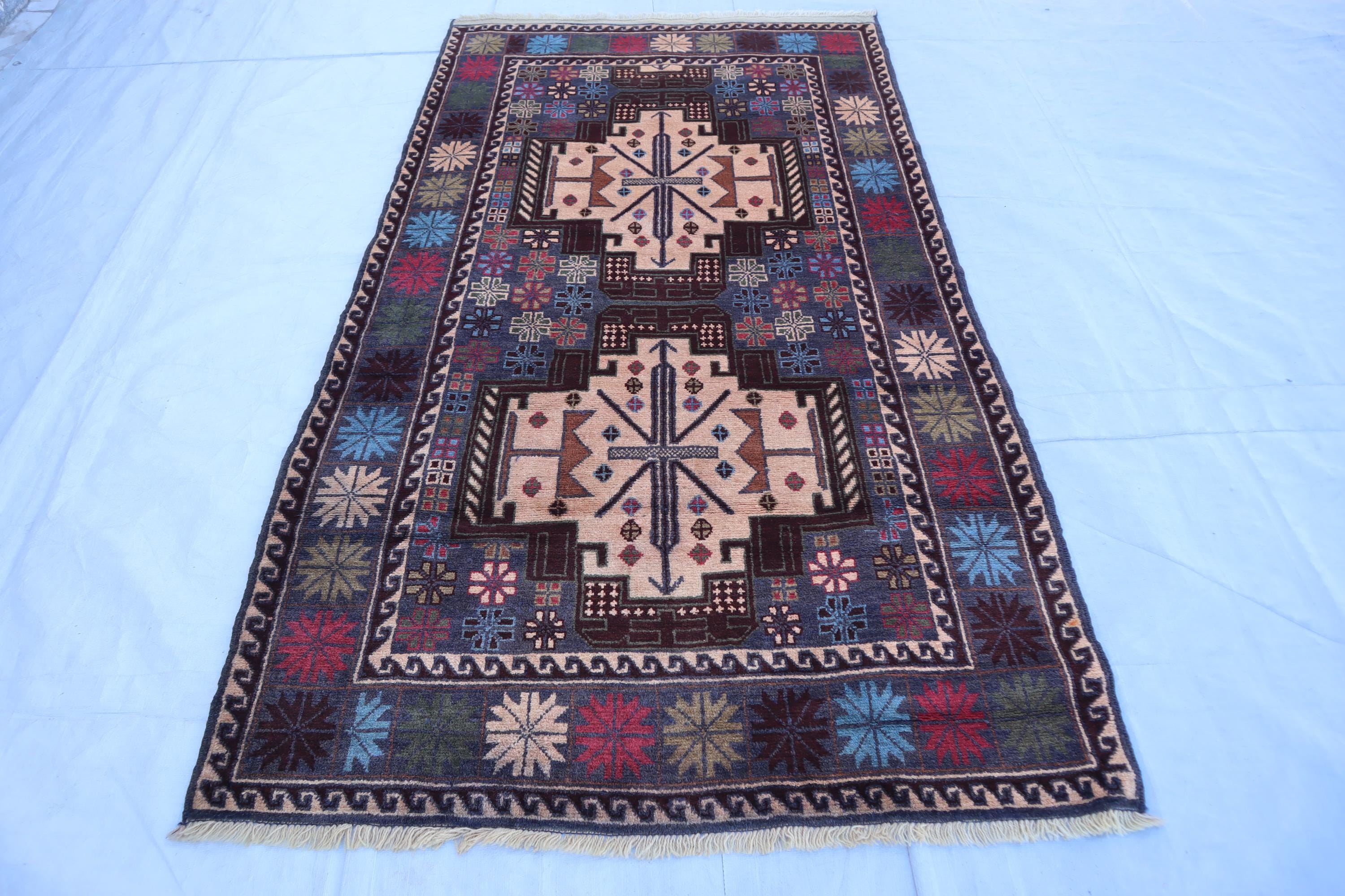 48/89 &quot;紫水晶&quot; Afghan Baluchi  Vintage Rug 3'9 x 6'8 Handmade Vintage Afghan Tribal Baluchi 1970s War