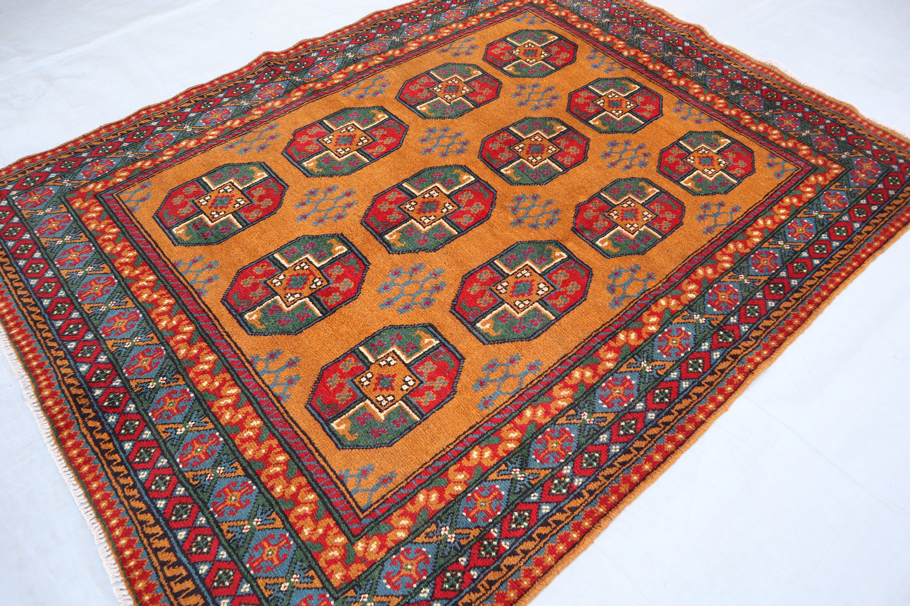 アフガニスタンデザインラグ 5.5x7.7フィート、ゴールドブルーブハラ象の足デザインラグラグ - 大型