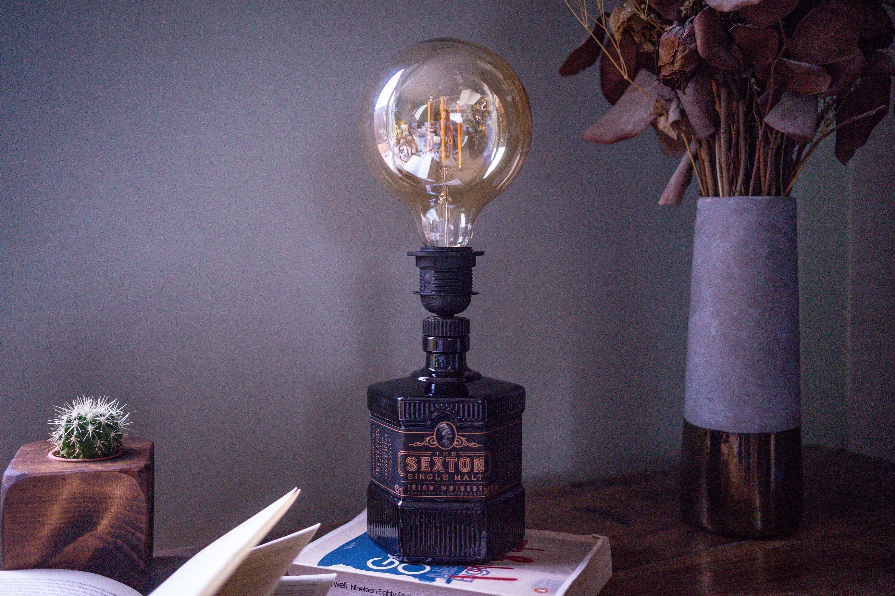 Old craven sale whiskey lamp