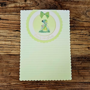 Pretty, Scalloped Edge, Green Stationary Paper. Vintage Letter Writing Set for Snail Mail Correspondence. Unused.