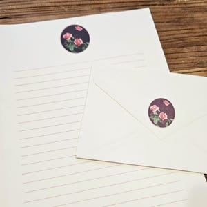 Pink Roses, Vintage Stationary Set with Envelopes. Unused.