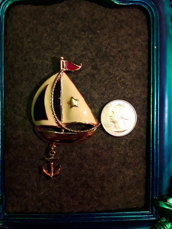 Vintage Signed Avon Sailboat Brooch - image 3