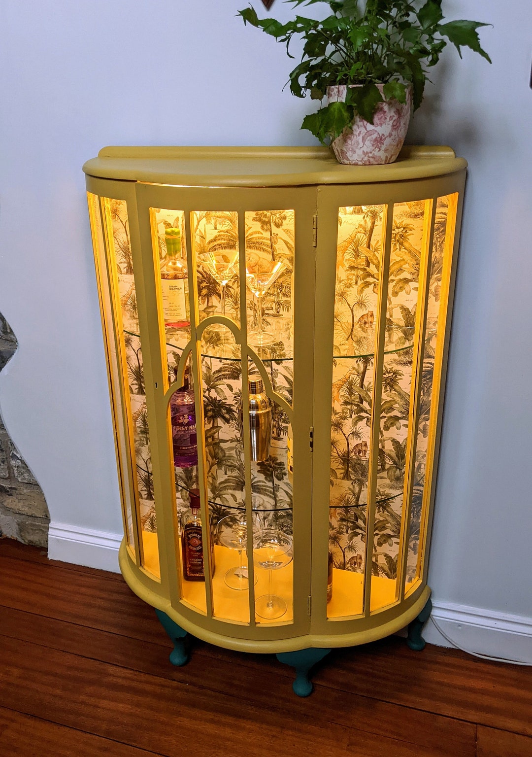 Illuminated Vintage Bow Fronted Gin Etsy UK