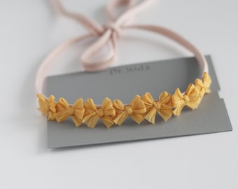 Halo de lazos pequeños de seda amarilla para sesión de fotos de recién nacidos, corbata de algodón suave, diadema para niña, accesorios para fotografía, atuendo para recién nacido