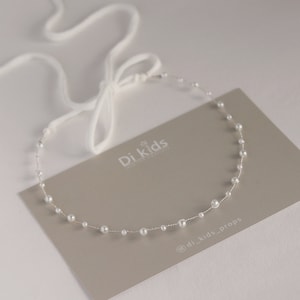 Embrasse nouveau-né en perles blanches, bandeau de baptême, halo de perles gardien, couronne de perles baptême, bandeau photosoot nouveau-né, embrasse en perles de perle
