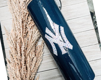 Vaso térmico personalizado de los Yankees de Nueva York con tapa y pajita. Regalos personalizados, vaso brillante personalizado.
