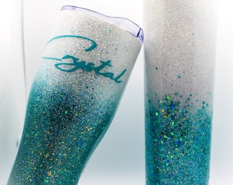 Vaso con purpurina personalizado, diseño degradado en verde azulado blanco, taza personalizada con purpurina, pajita y tapa, disponible en varios tamaños. Regalo personalizado