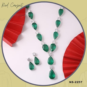 Luxury Emerald Green Necklace and Earrings Set | Bridal Jewelry | Statement Gemstone Necklace | Wedding Gift for Her | Elegant Jewelry Set