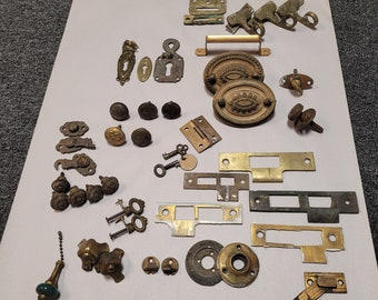 Antique/ Vintage Hardware Lot- Handles/ Strike Plates/ Knobs/ Etc