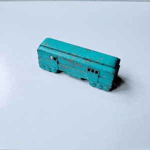 Antieke Midgetoy gegoten trein-blauw