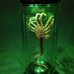 Recipiente de contención Alien Facehugger / Weiland Yutani / - Alien Movie Saga Collectible / Prometheus / Alien Covenant