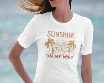 Beach T-Shirt Sunshine Summer Vacation Tee Salty Life for Beach Bums Summer Vacay Shirt Ocean Funny Tees and Tops for Women Stay Salty Shirt