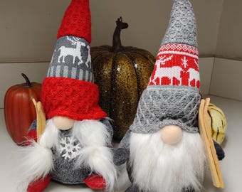 Christmas Gnomes (Pair): Winter Holiday Decoration