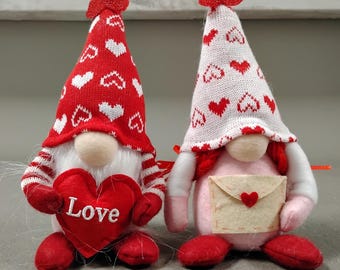 Valentine's Day Gnomes: Tier Tray Decor, Love Gnomes (Set of 2), Gift for mom