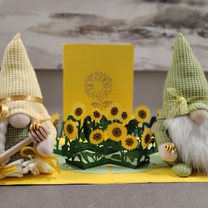 Mother&#39;s Day Gift Set with Card , Bee gnome, Spring Gnome, Flower gnome, Adorable Handmade Gnomes Tiered tray decor