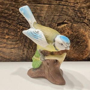 Vintage Bird Figurine, Blue Jay Ceramic Bird Statue, Perched Blue & Gray Bird Figurine, Vintage Bird Collectible, Bird Lover