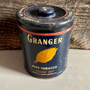 Vintage Granger Pipe Tobacco Tin, Navy Round Tin, Lid with Knob, Liggett & Myers Tobacco Co., Pointer Dog, Old Vintage Tin, Farm House Decor