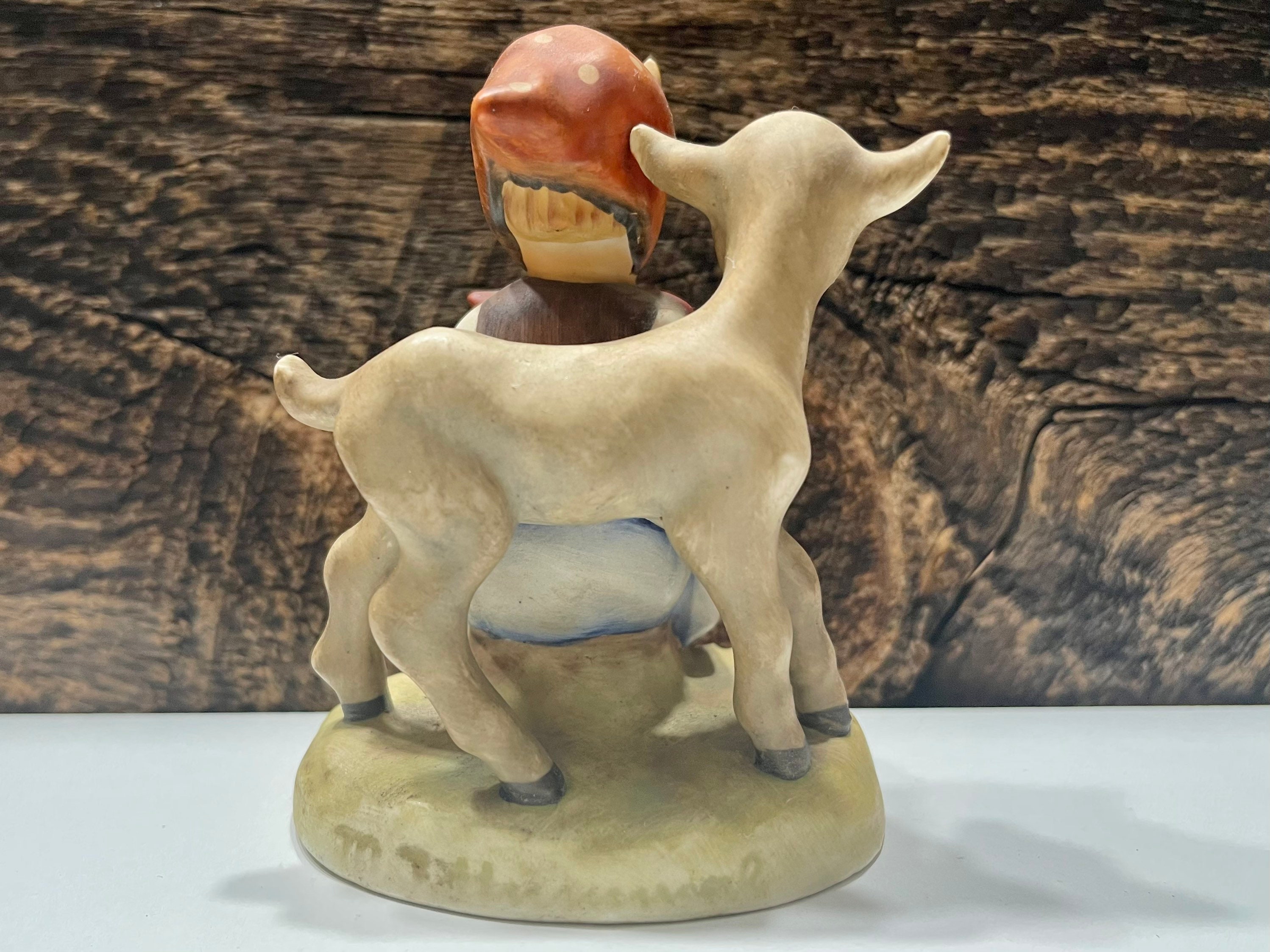 Vintage 'good Friends' Hummel Figurine, 182 Hummel, Vintage