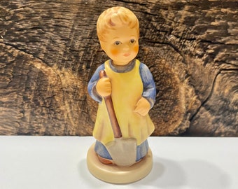 Vintage 1996 'Garden Treasures' Hummel Figurine, 727 Hummel, Vintage Hummel Statue, Collectible Boy Figurine, Boy with Shovel Figurine